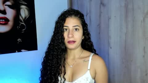 Snapshot of bella_ponce1 chatting on 10/08/25, 02:58 Bella Ponce online show from 10/08/25, 02:58