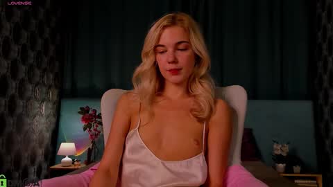 Bella online show from 10/07/25, 12:41