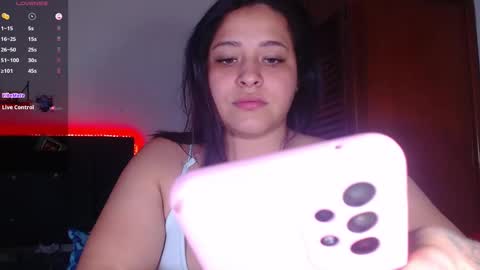 Snapshot of bella_xx9 chatting on 01/26/25, 12:26 bella_xx9 online show from 01/26/25, 12:26