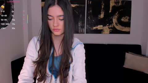 Snapshot of bellaclark1 chatting on 09/30/25, 03:00 Bella online show from 09/30/25, 03:00