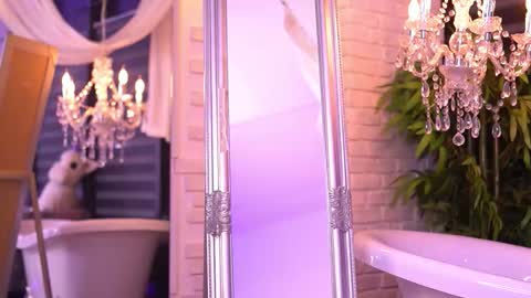 Bella online show from 10/04/25, 05:44