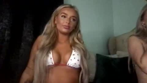 Bella online show from 11/18/25, 03:45