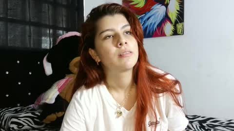Snapshot of bellatrix_colen chatting on 02/26/25, 08:33 Aleja online show from 02/26/25, 08:33