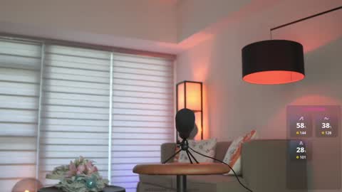 Snapshot of belle_adrienne chatting on 10/12/25, 01:37 Belle Adrienne IG online show from 10/12/25, 01:37