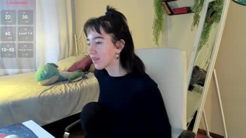 Snapshot of belle_via chatting on 01/19/25, 08:39 Bella online show from 01/19/25, 08:39