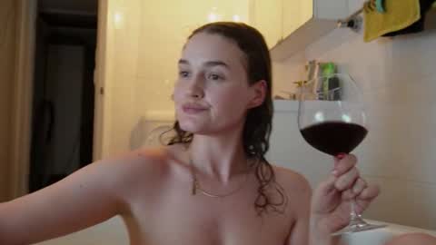 BELLE   online show from 09/14/25, 10:58