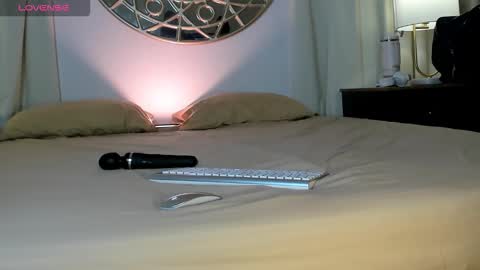 Belinda online show from 10/25/25, 07:08