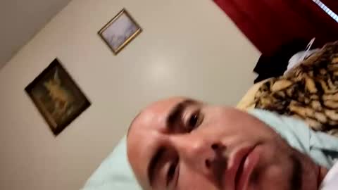 Snapshot of belowthainfluence chatting on 01/19/25, 06:21 Joey online show from 01/19/25, 06:21