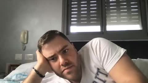 Snapshot of ben117 chatting on 02/15/25, 12:43 ben117 online show from 02/15/25, 12:43