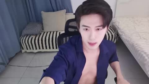 Ben online show from 10/17/25, 03:14