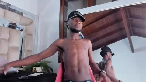    online show from 10/22/25, 08:41