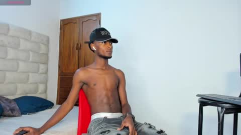    online show from 11/18/25, 08:13