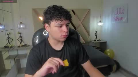 BENJAMIN online show from 10/23/25, 07:45