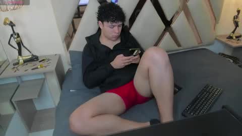 BENJAMIN online show from 10/24/25, 09:11