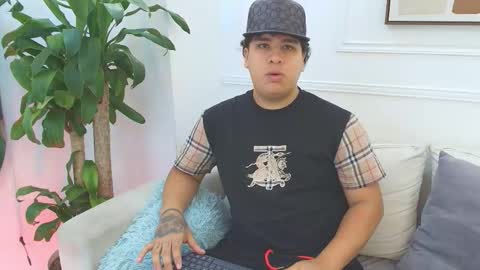 bennett_alejoo online show from 10/17/25, 06:21