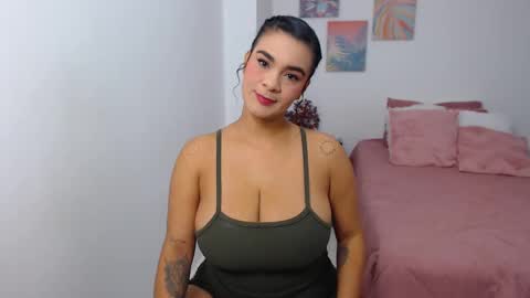 Snapshot of benny_austin chatting on 11/02/25, 04:20 benny online show from 11/02/25, 04:20