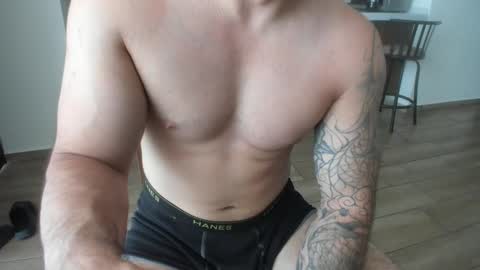 Snapshot of benthebodybuilder chatting on 01/07/25, 07:06 Ben Braxton online show from 01/07/25, 07:06