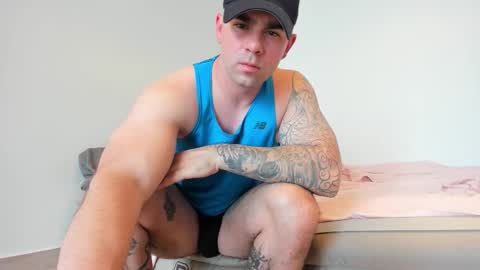 Snapshot of benthebodybuilder chatting on 11/25/25, 09:04 Ben Braxton online show from 11/25/25, 09:04