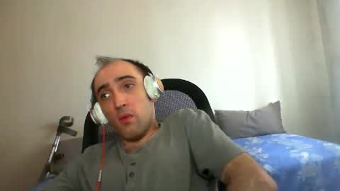 bentish online show from 10/12/25, 06:56