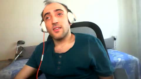 bentish online show from 10/28/25, 08:51