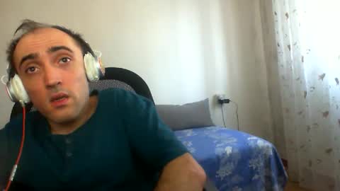 bentish online show from 11/17/25, 08:09