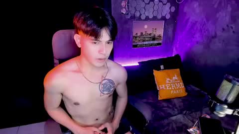 Snapshot of bentlyfuck chatting on 01/02/25, 06:23 bentlyfuck online show from 01/02/25, 06:23