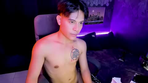 Snapshot of bentlyfuck chatting on 01/03/25, 06:24 bentlyfuck online show from 01/03/25, 06:24