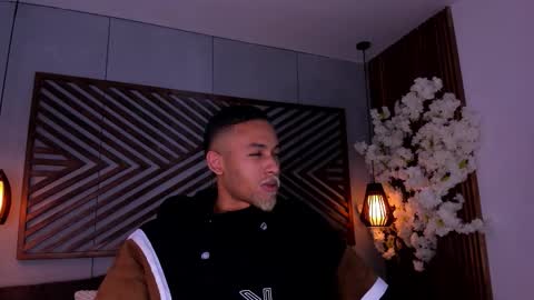 bento_fox online show from 11/12/25, 03:07