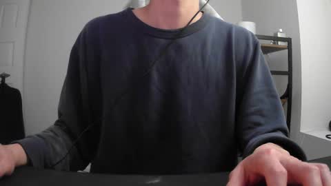 benx12123 online show from 11/15/25, 12:30