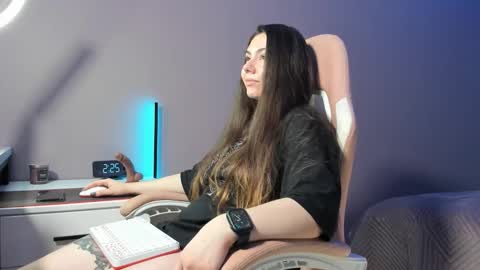 BeriesNiks online show from 11/12/25, 07:24