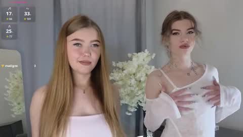 Aurora online show from 10/13/25, 10:26