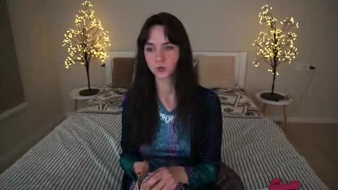 Snapshot of berrydiva chatting on 09/10/25, 08:31 Violette online show from 09/10/25, 08:31