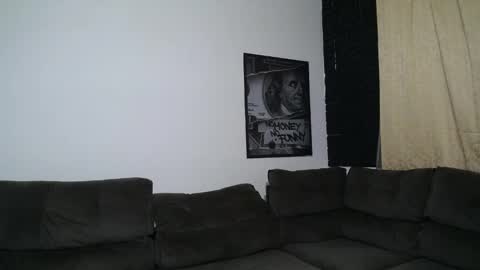 Snapshot of bestmuscle chatting on 11/11/25, 06:02 bestmuscle online show from 11/11/25, 06:02