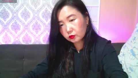 Snapshot of bet_lu chatting on 03/04/25, 01:01 Bet Lu online show from 03/04/25, 01:01