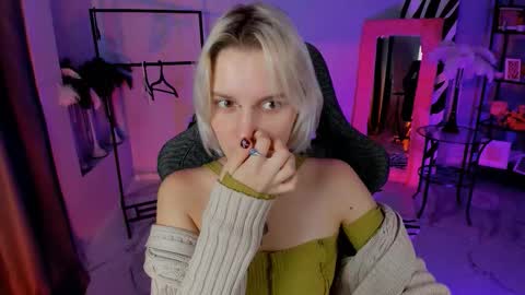 Snapshot of bethanycloud chatting on 11/14/25, 03:05 Bethany online show from 11/14/25, 03:05