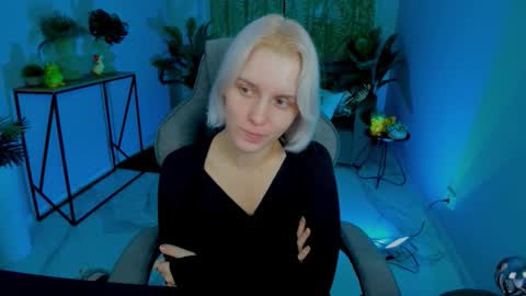 Snapshot of bethanycloud chatting on 11/19/25, 06:13 Bethany online show from 11/19/25, 06:13