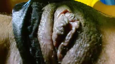 Bethany Wilson online show from 11/08/25, 03:34