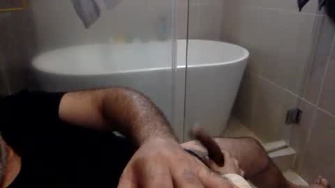 Snapshot of betoooox chatting on 12/31/24, 03:53 Virtual Gentleman online show from 12/31/24, 03:53