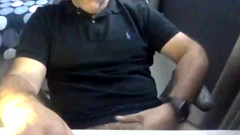 Snapshot of betoooox chatting on 01/06/25, 07:35 Virtual Gentleman online show from 01/06/25, 07:35