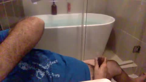 Snapshot of betoooox chatting on 09/24/25, 08:06 Virtual Gentleman online show from 09/24/25, 08:06