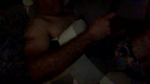 Snapshot of betoooox chatting on 10/13/25, 05:18 Virtual Gentleman online show from 10/13/25, 05:18