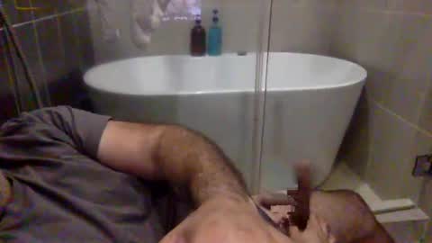 Snapshot of betoooox chatting on 10/17/25, 09:34 Virtual Gentleman online show from 10/17/25, 09:34