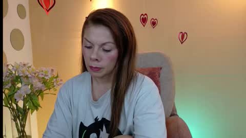 Snapshot of betsy_anub chatting on 10/03/25, 11:46 LINDA online show from 10/03/25, 11:46