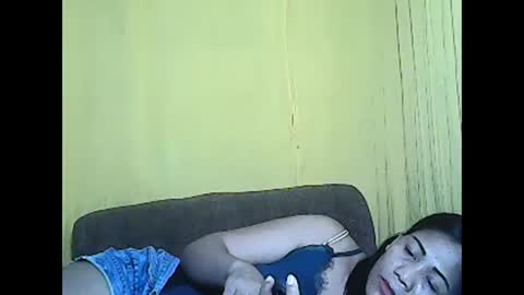 betty_83 online show from 11/04/25, 12:04