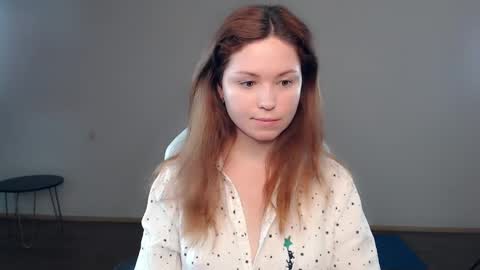 Snapshot of bettystar_ chatting on 12/25/24, 07:45 Betty online show from 12/25/24, 07:45