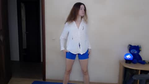 Snapshot of bettystar_ chatting on 01/16/25, 07:52 Betty online show from 01/16/25, 07:52