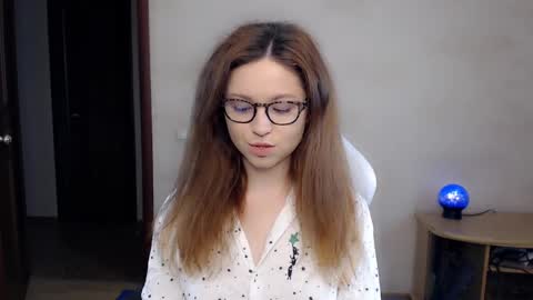 Snapshot of bettystar_ chatting on 01/23/25, 03:11 Betty online show from 01/23/25, 03:11