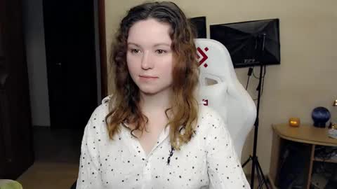 Snapshot of bettystar_ chatting on 10/14/25, 09:26 Betty online show from 10/14/25, 09:26