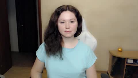 Snapshot of bettystar_ chatting on 11/07/25, 08:31 Betty online show from 11/07/25, 08:31