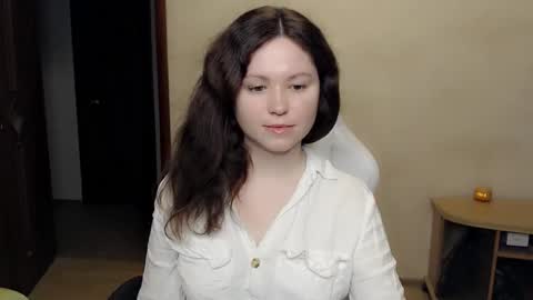 Snapshot of bettystar_ chatting on 11/14/25, 10:07 Betty online show from 11/14/25, 10:07